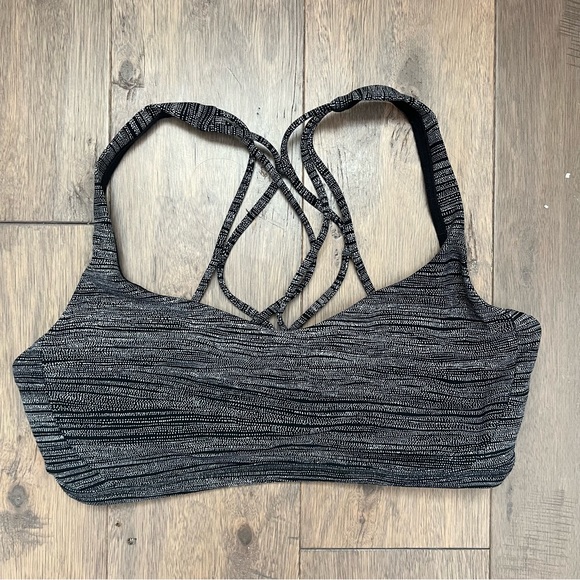 Lululemon Free to Be Zen Bra - Picture 7 of 9